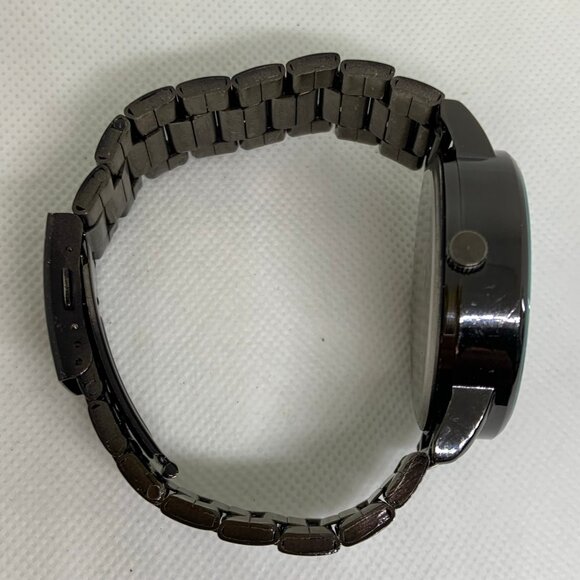 Meibo men Car Wheel dial Watch black tone 43mm round case quartz 7.5” running - Picture 7 of 7